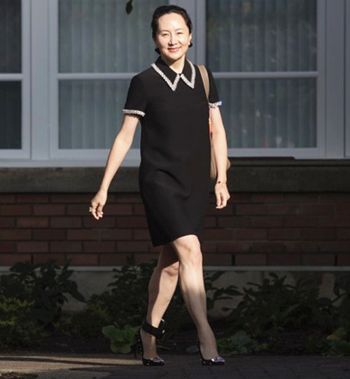 孟晚舟出席活动穿搭,孟晚舟时尚穿衣