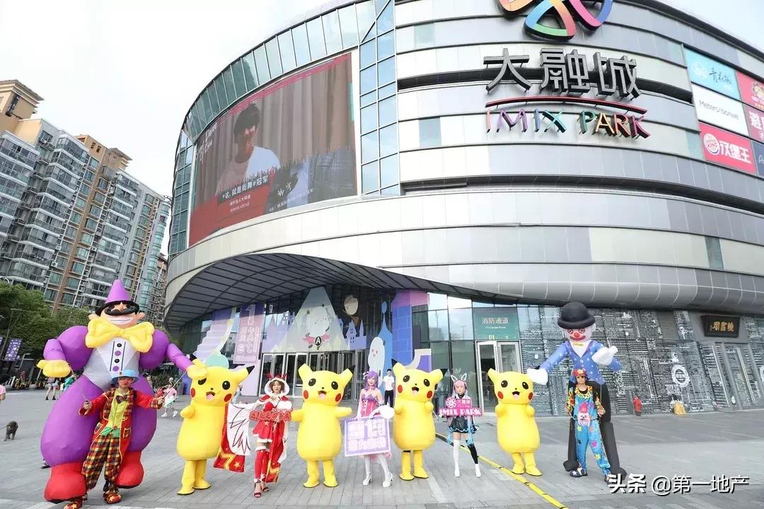 闈欏畨澶ц瀺鍩庣繜浜戞笂,缈熶簯娓婂ぇ铻嶅煄