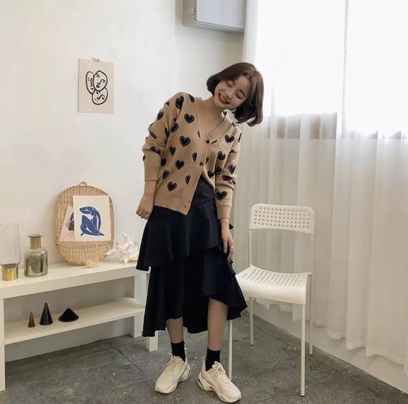 奶奶衫直筒裤搭配图,奶奶衫最洋气的搭配