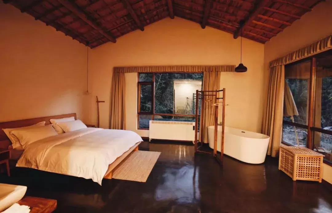 邂逅秋天的千岛湖！光看图已美醉，住这7家美宿避开人群赏湖景山色