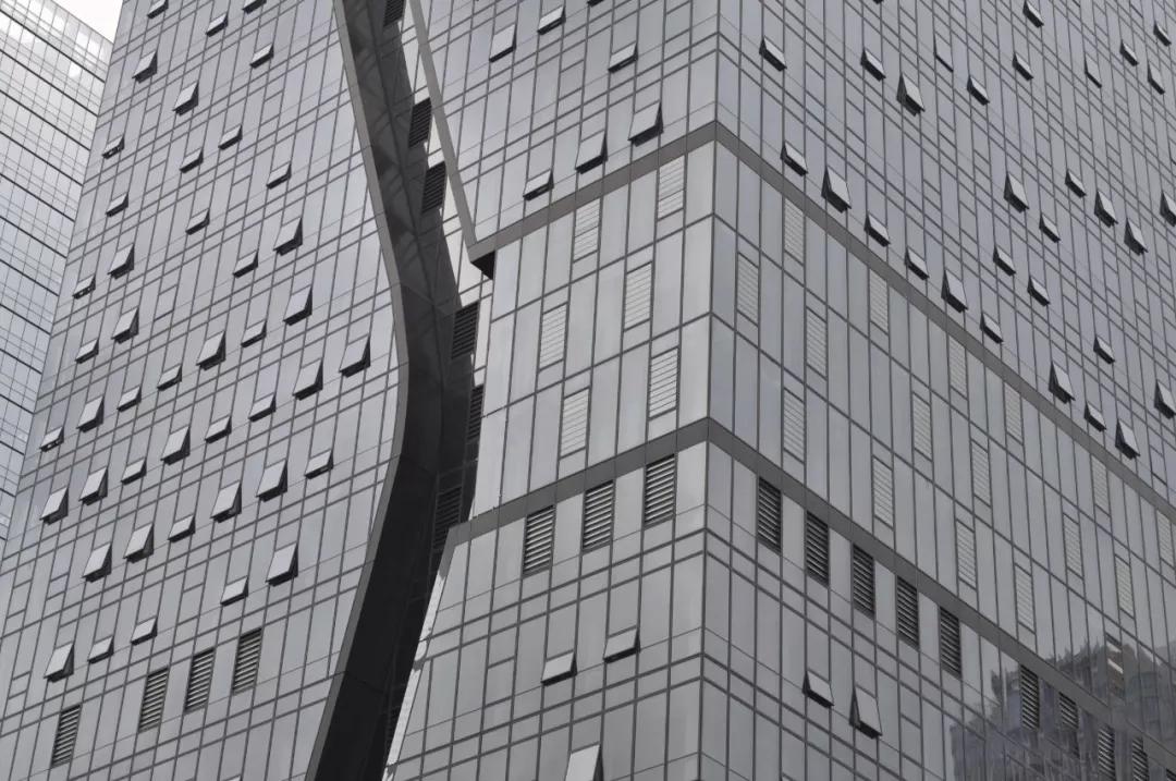 深圳标志性建筑春笋大厦,深圳国信证券大厦