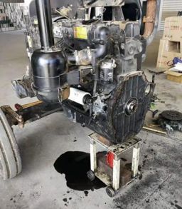 拖拉机断轴维修,拖拉机断腰拆卸教程