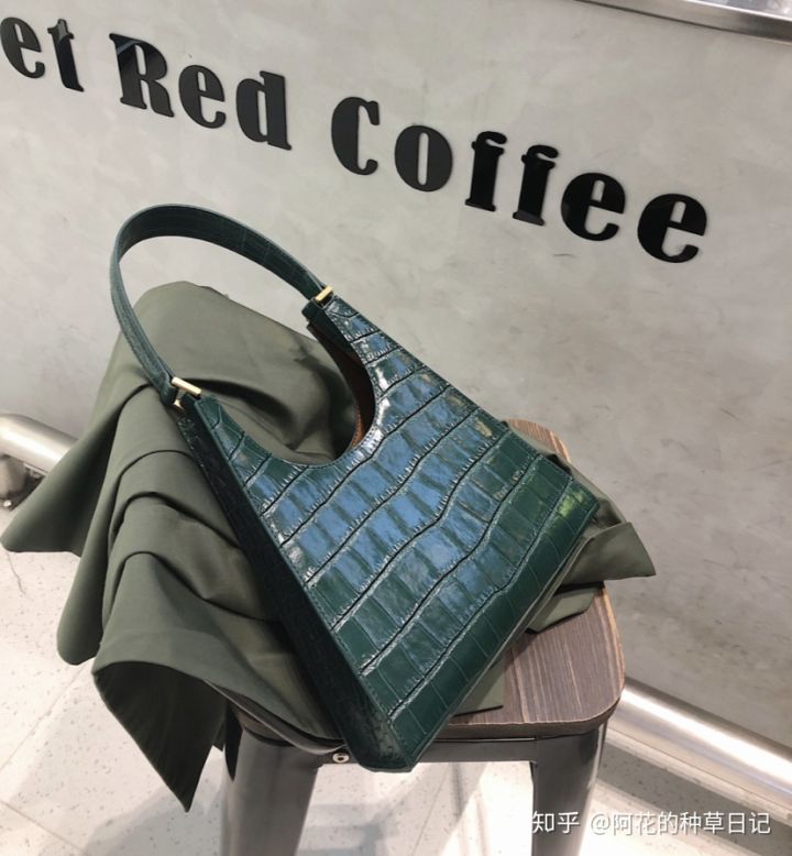 lv香奈儿包包必买经典款,lv香奈儿gucci千元捡漏低至2折