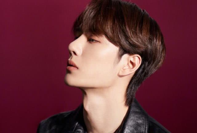 宋威龙怎样被经纪公司发现的,宋威龙所有账号