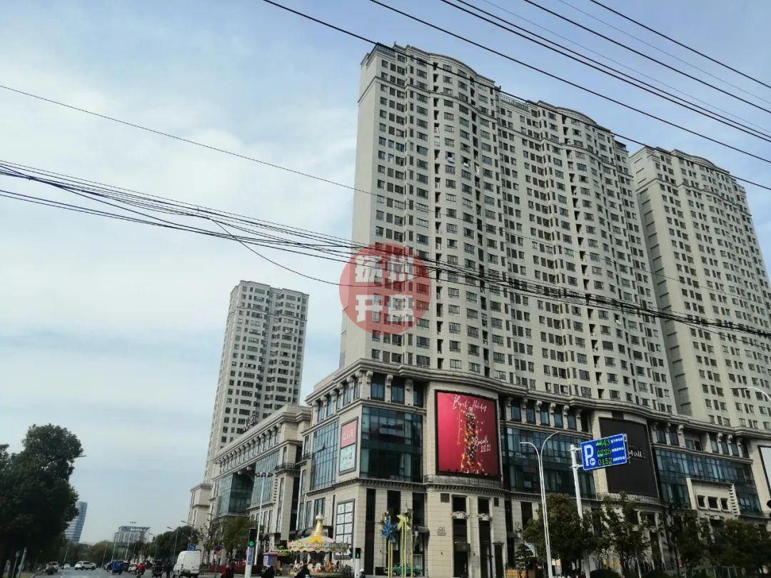 商家血亏！扬州一商场唱起空城计，现场一片狼藉