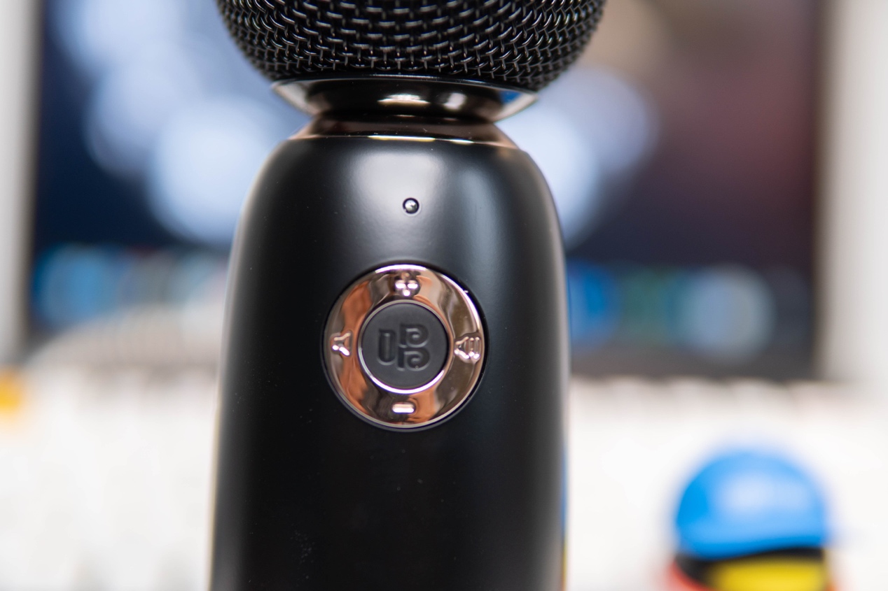 宅家也是K歌之王,唱吧精灵麦克风Q3,你的百万调音师