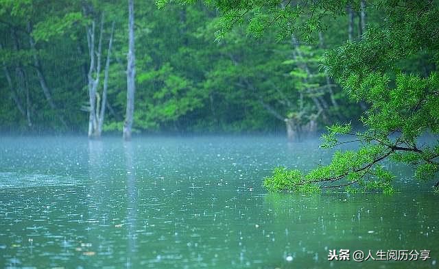美睫完成发朋友圈吸引人的说说,女人正能量发圈吸引人的短句说说