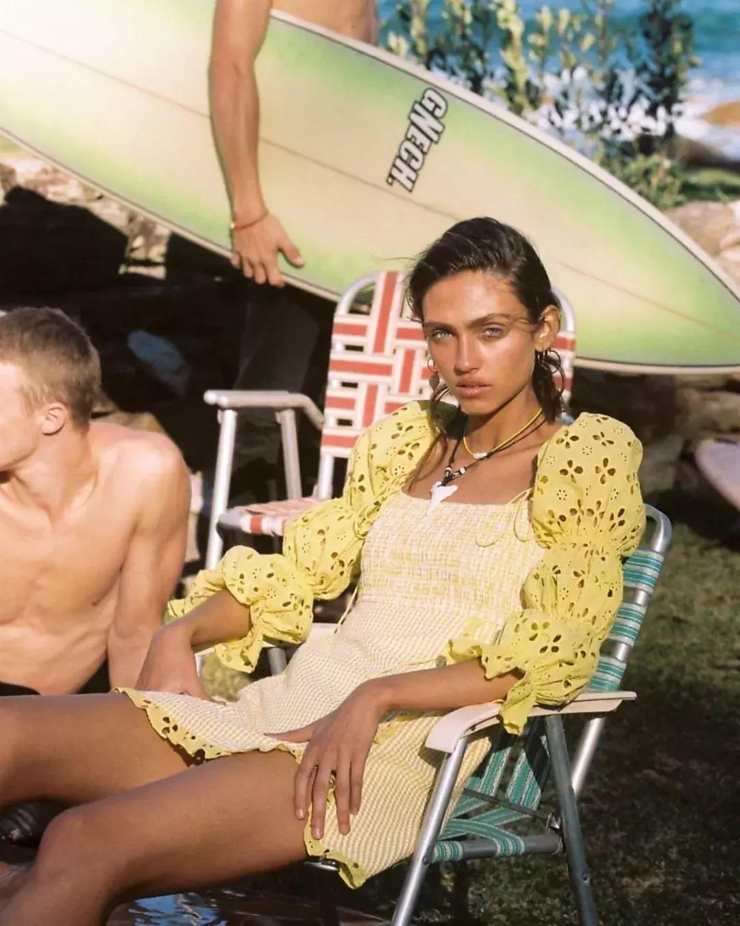 每次穿衣服的时候都觉得难受,瘦了之后穿衣服的感觉真的很舒服