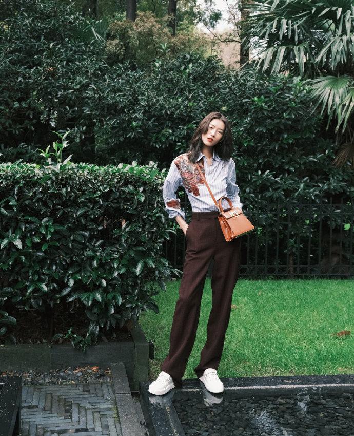 菲拉格慕新款鞋子,菲拉格慕2019年红色鞋子