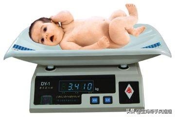 一周新生儿怎么判断吃多少,新生宝宝吃多少奶量