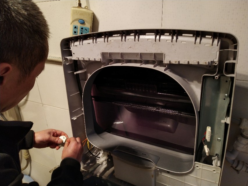 海尔全自动洗衣机排水不工作,海尔波轮洗衣机有排水但不脱水