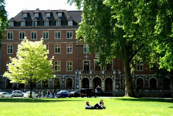 伊顿公学世界最著名纪录片,bbc镜头下的伊顿公学