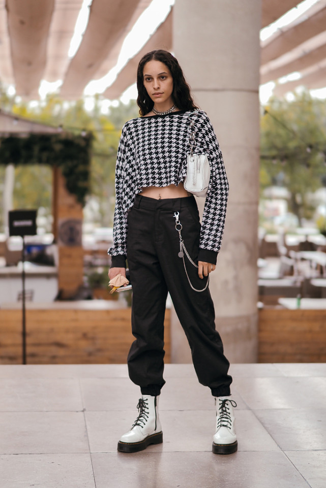 春秋款白色裤装工装裤,工装裤百搭工作裤装女