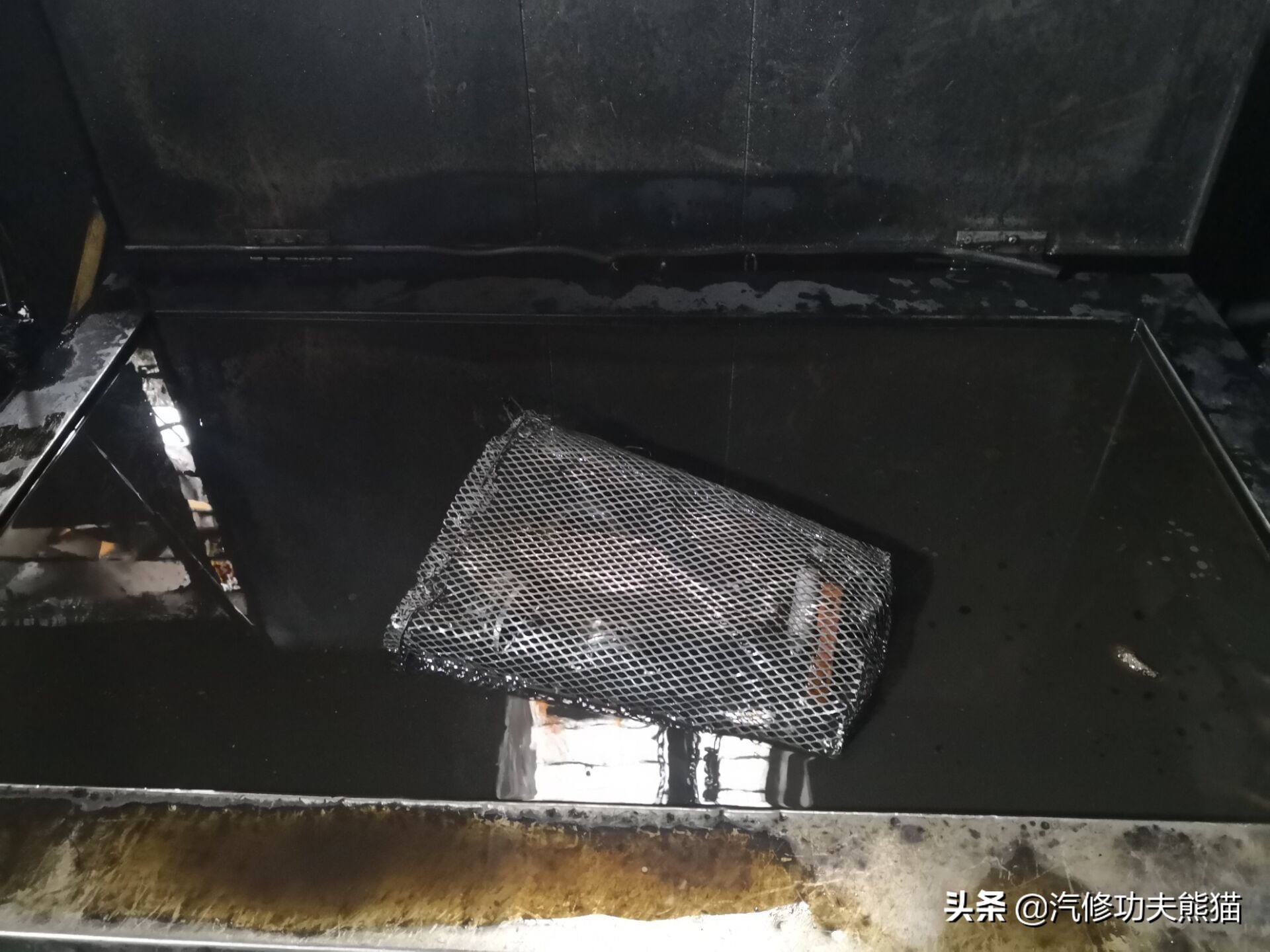 大众途观发动机烧机油维修多少钱,2010款大众途观严重烧机油