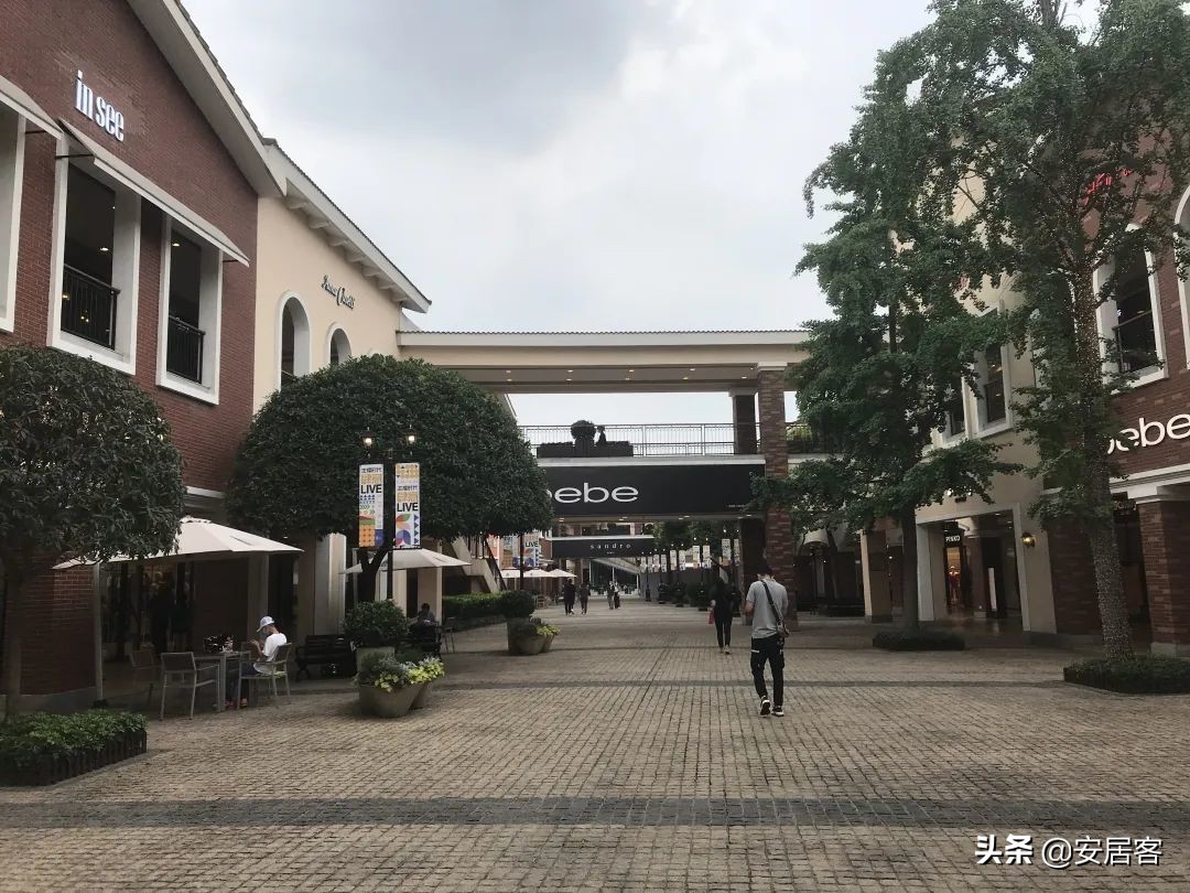 商业地产观察：奥特莱斯们的“折”学，会打败购物中心吗？