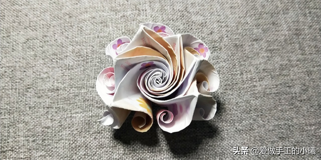 立体花折纸步骤图解法,为初学者准备的简单折纸花教程