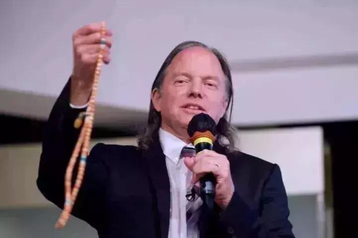 一位身价亿万的美国商人说金刚经,一位亿万身家的美国商人