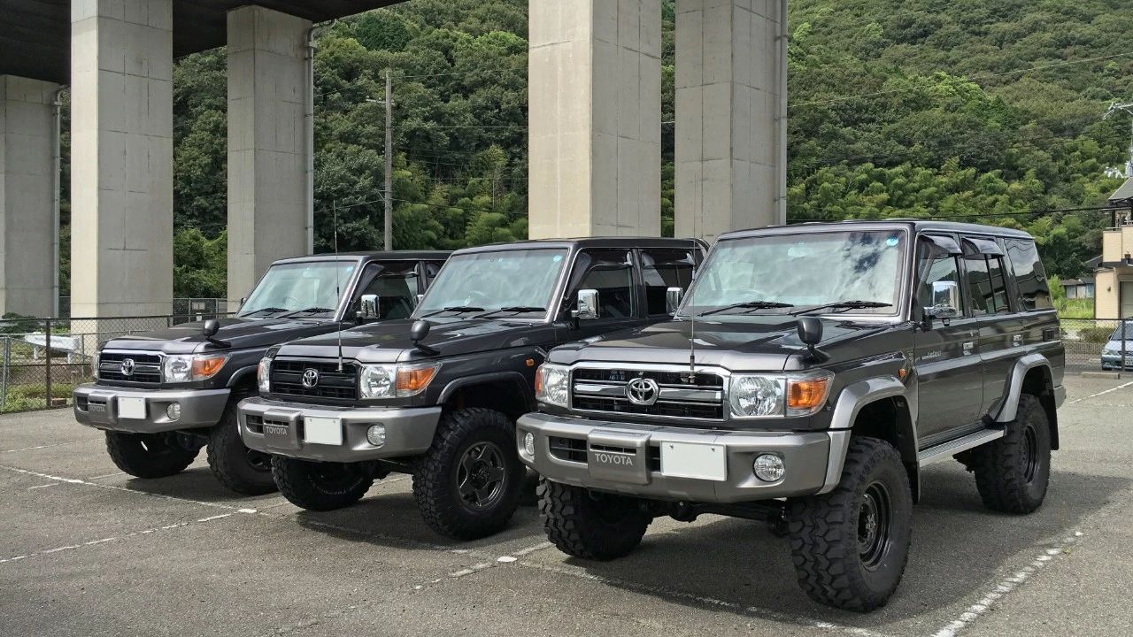 开了10年的丰田混动值得买吗,丰田混动保值还是纯燃油保值