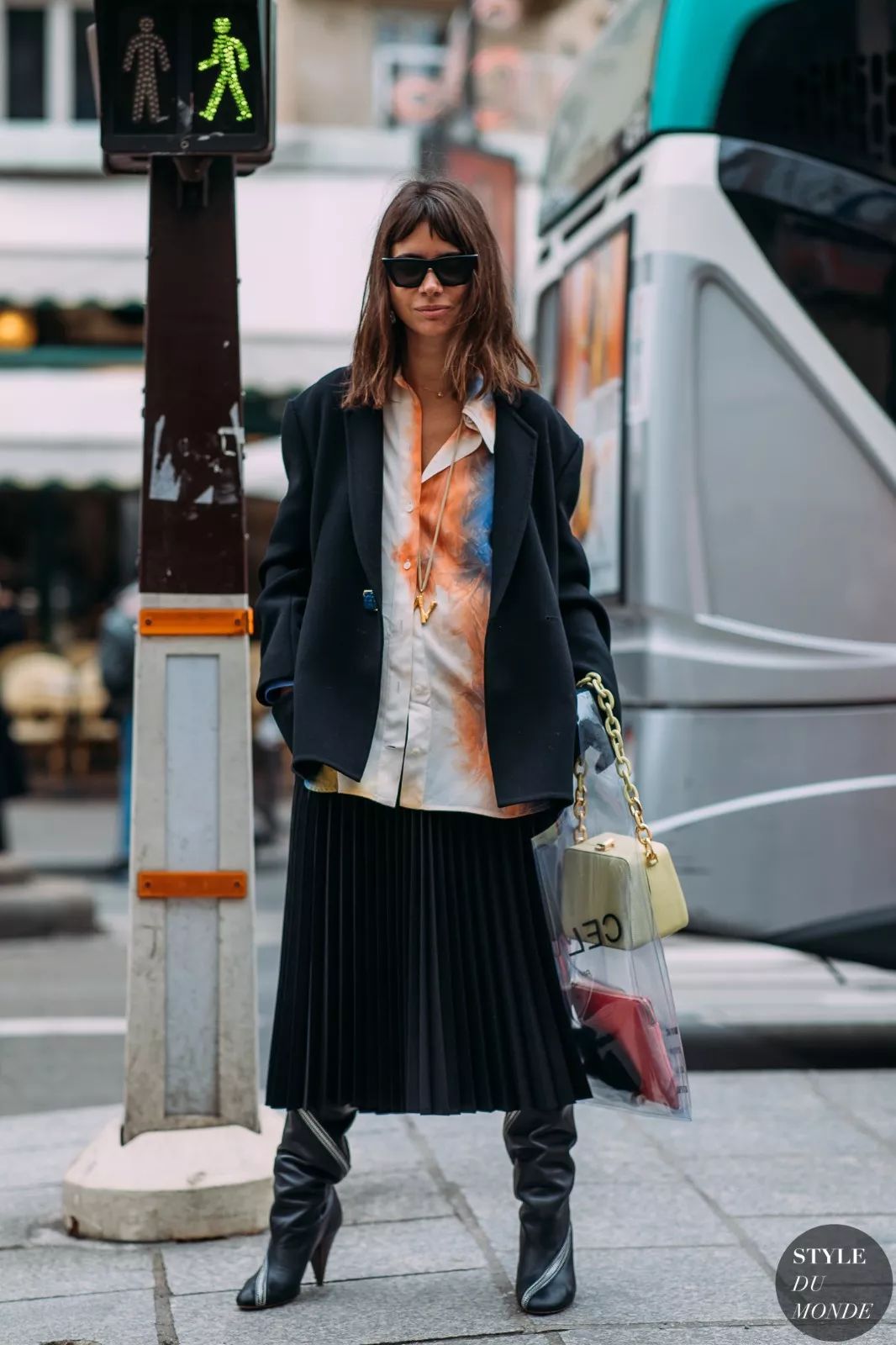 穿上长筒靴，拥有逆天长腿的同时还可以跟秋裤saybyebye