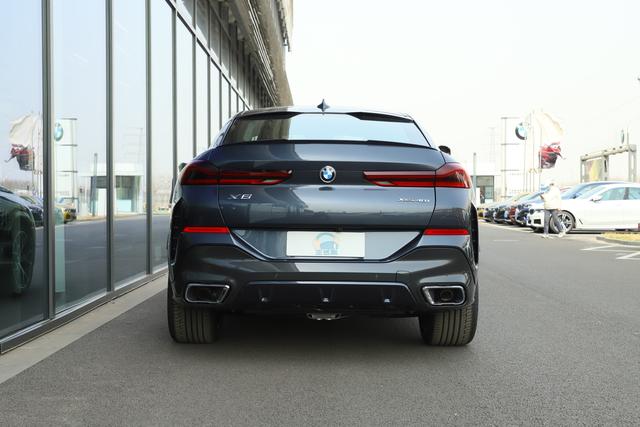 直列六缸3.0t宝马suv,宝马最新款的性能suv到底有多强