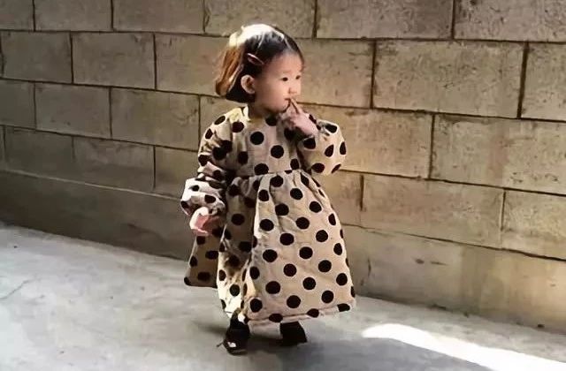 韩国ins短腿小萝莉,ins上爆红的小萝莉