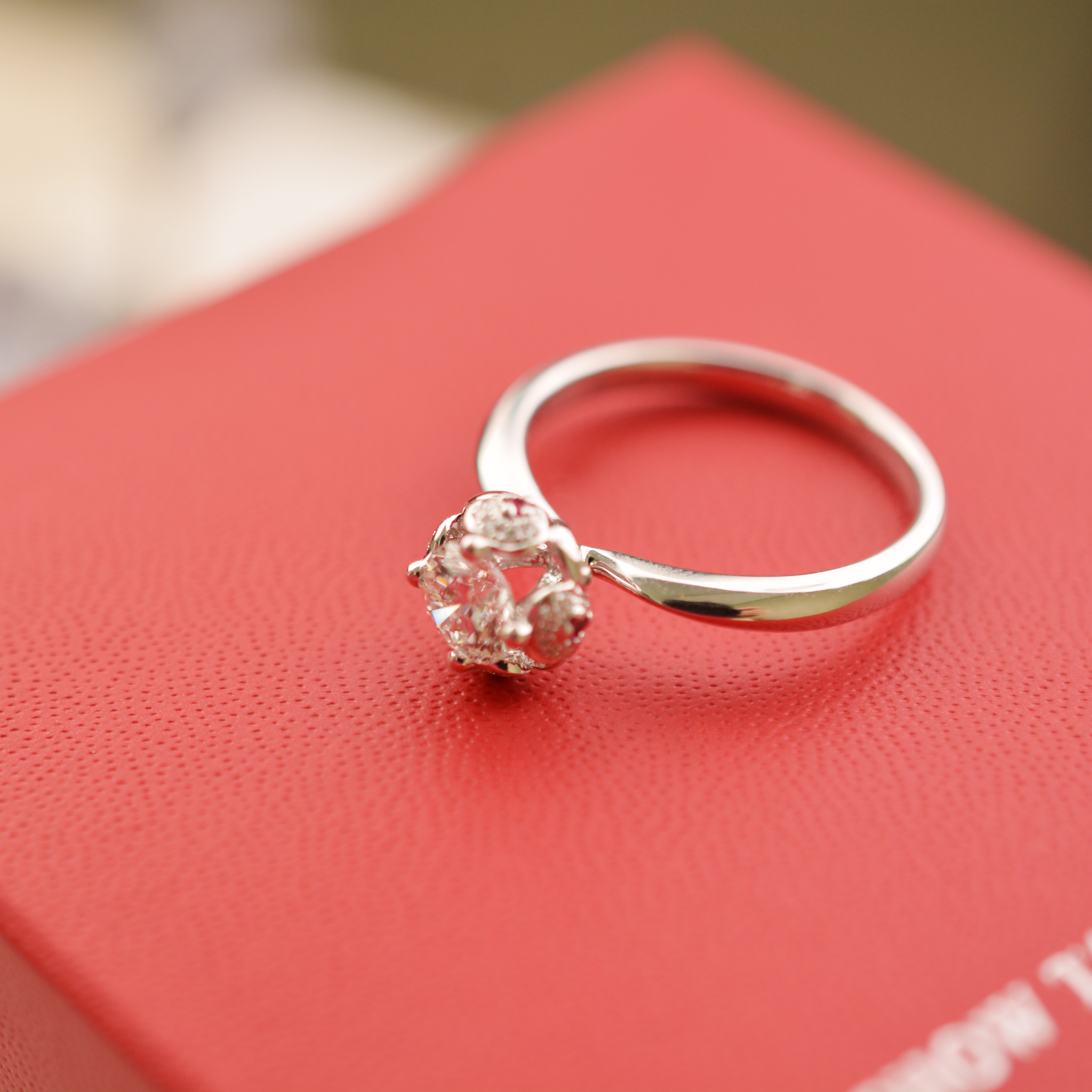 周大生钻石的优缺点 (周大生钻石知识讲解)