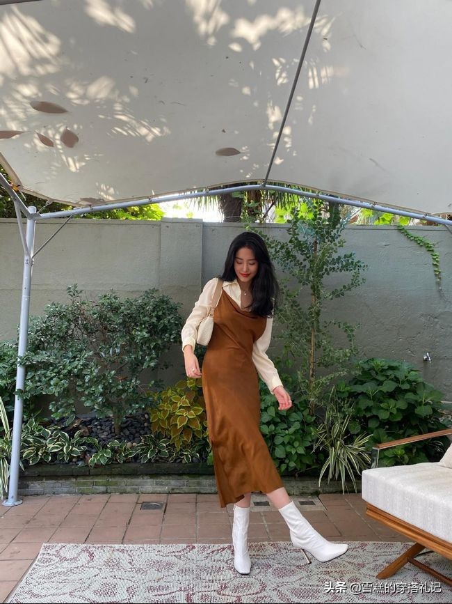 夏天配裙子的百搭鞋,圆头高腰鞋怎么搭配裤子好看