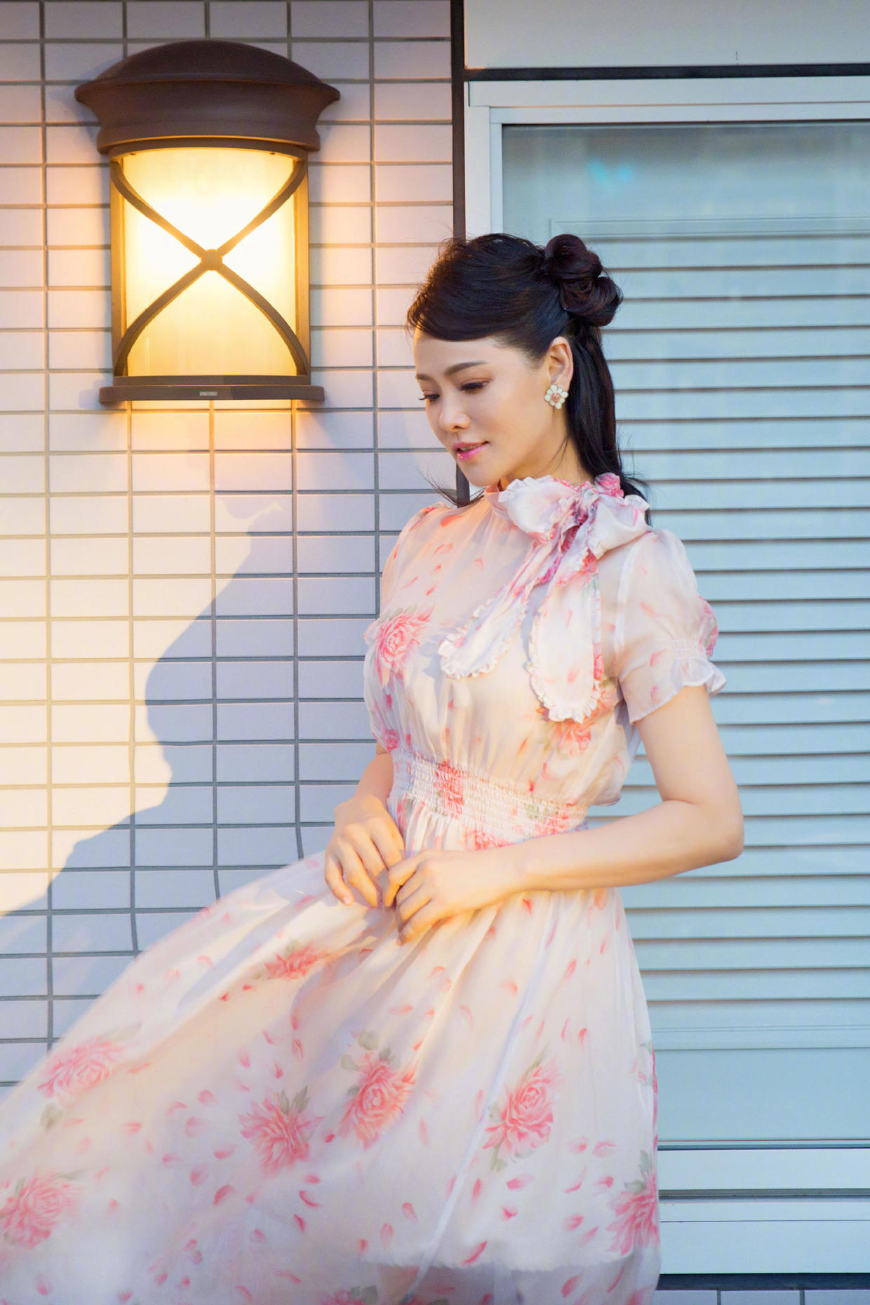 伊能静西装同款,伊能静最新穿搭