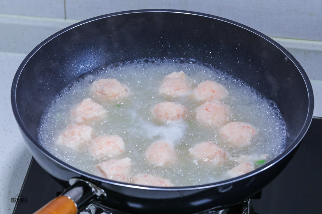 春天宝宝养胃肉丸子汤,秋季要给孩子多吃这个丸子汤