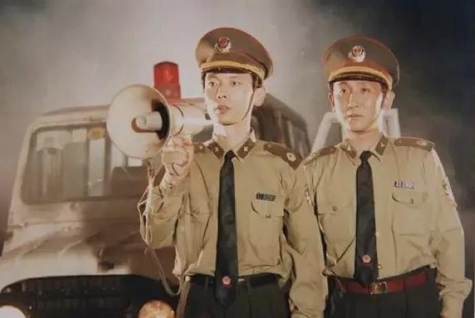 陈佩斯喜剧小品炮轰活人,梁天和陈佩斯的电影全集