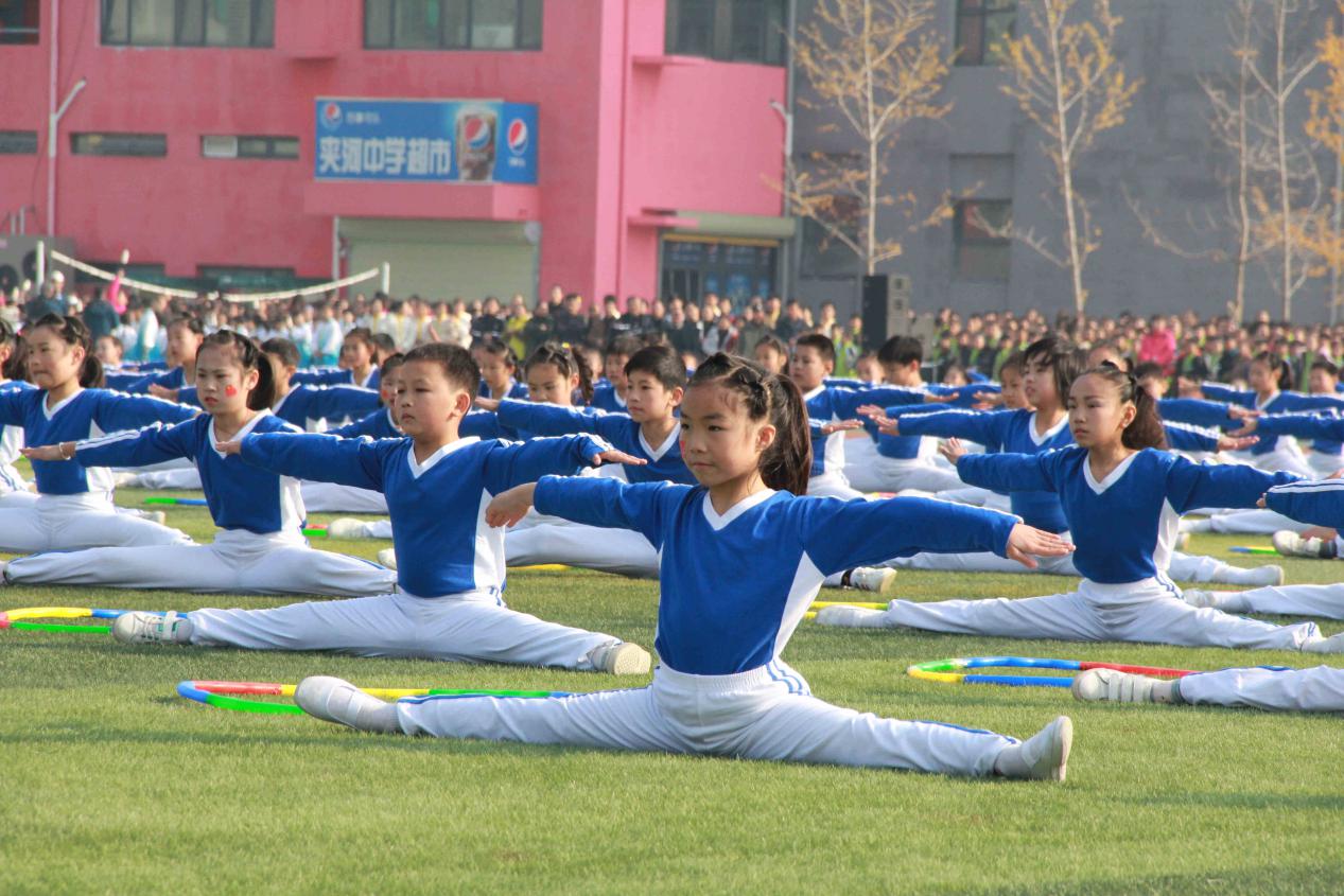 叠罗汉体操舞,团体操叠罗汉