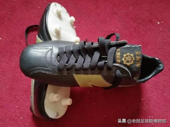 梅西中国行穿的什么足球鞋,盘点梅西穿过的足球鞋