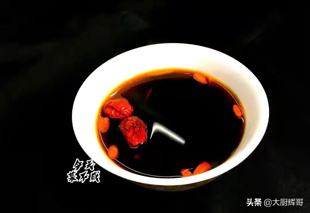 小暑时节喝什么茶最能消暑祛湿气,夏季防暑喝什么茶好喝一点