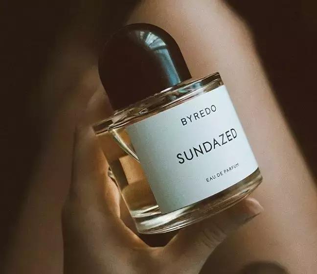 excuseme！这瓶标价65万的超大号香水，真有人买？