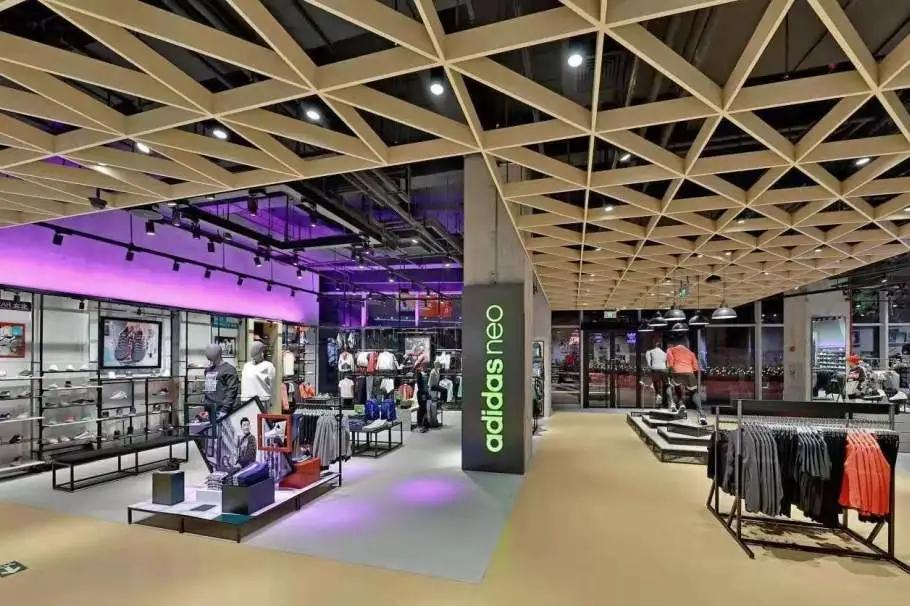 屁屁猩拍了拍你，并递出一张50团100代金券