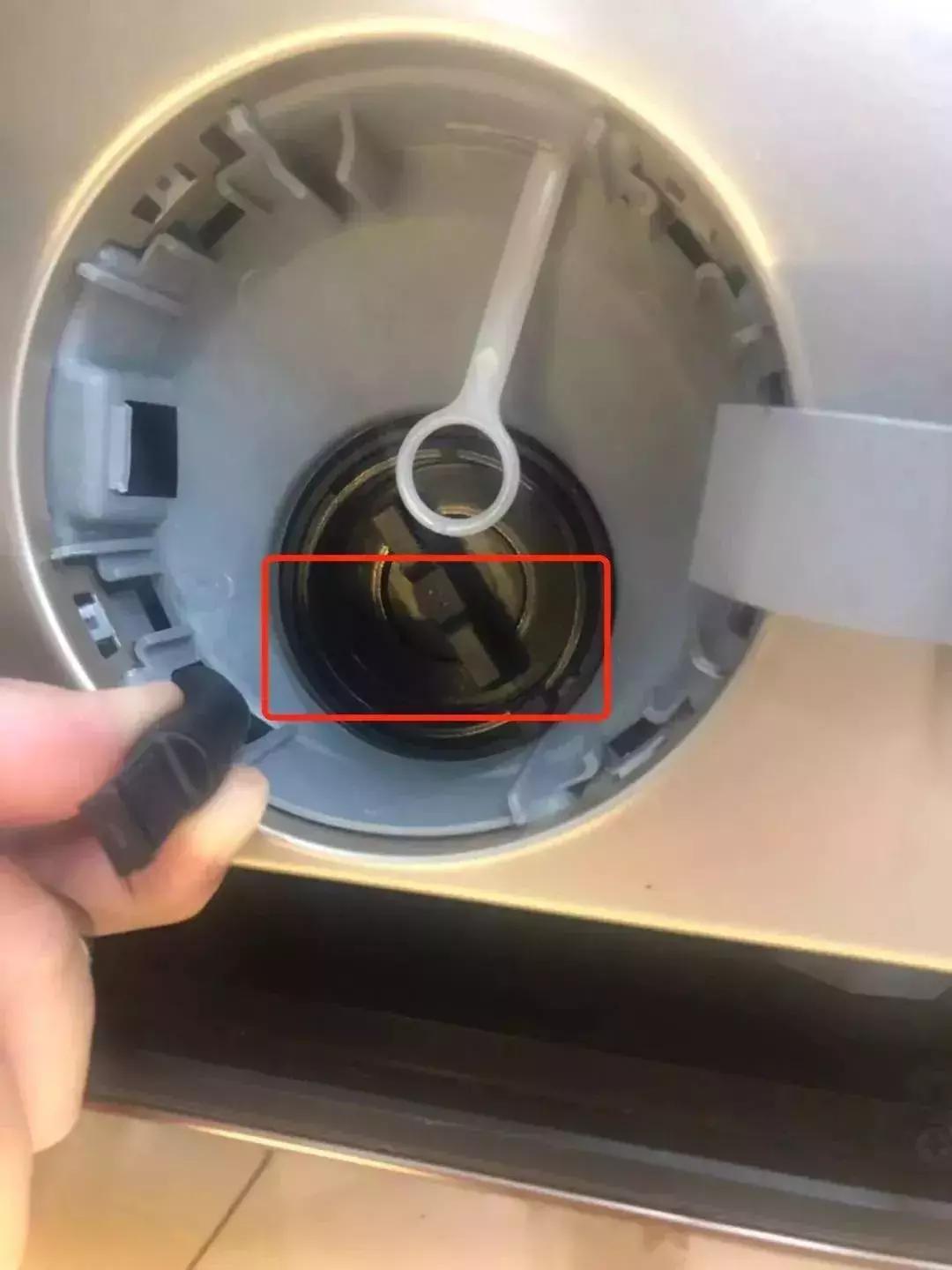 海尔洗衣机右下角小门做什么用的,滚筒洗衣机右下角小门是干嘛用的