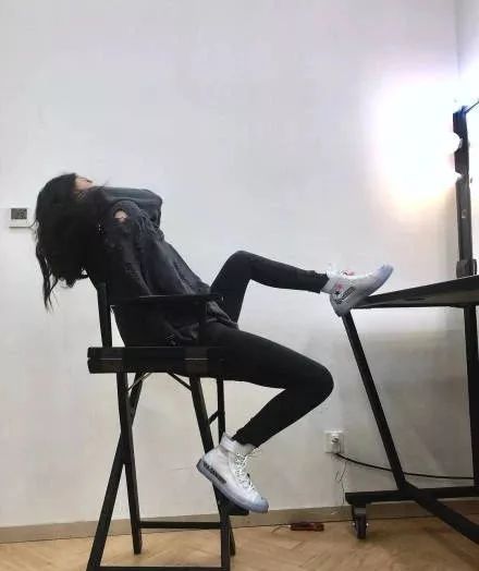 moschinohm合作款,hm和星际联名