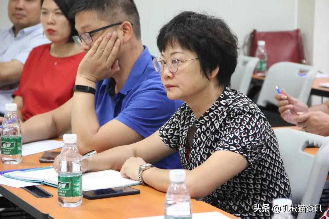 广东股交商学院“商海实战”课程在迪峰机械完美演绎