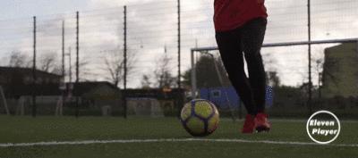 简单易学的足球小技巧实战,简单易操作的足球动作