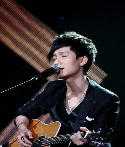 快男陈楚生夺冠完整版,快男陈楚生经历了什么