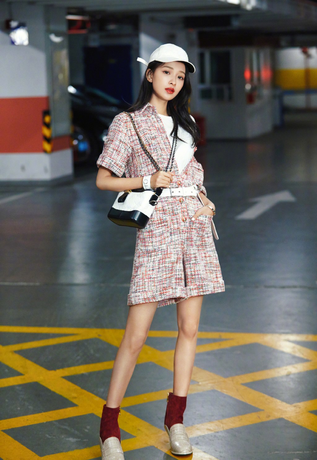 孙怡粉色连衣裙,孙怡穿粉色裙子