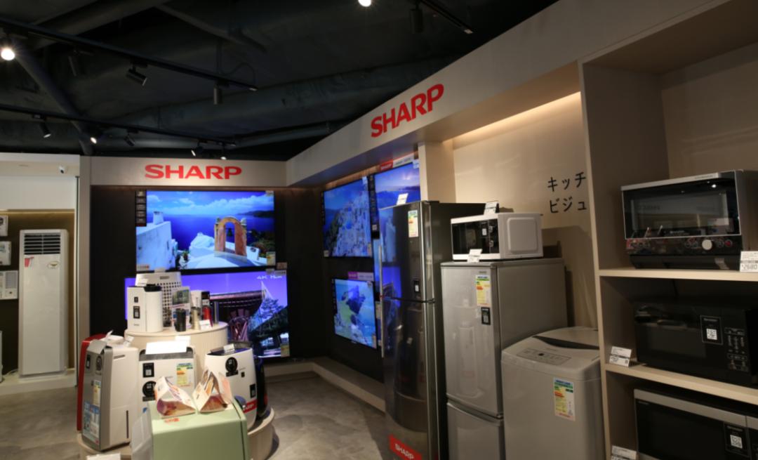 多元化产品全方位服务探店全新大昌行香港*钟金**陈列室