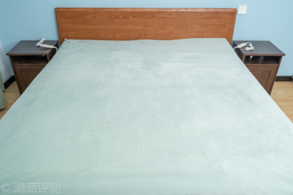 替你守护冬日里最后一抹温暖、日本Srue双人四温区电热毯