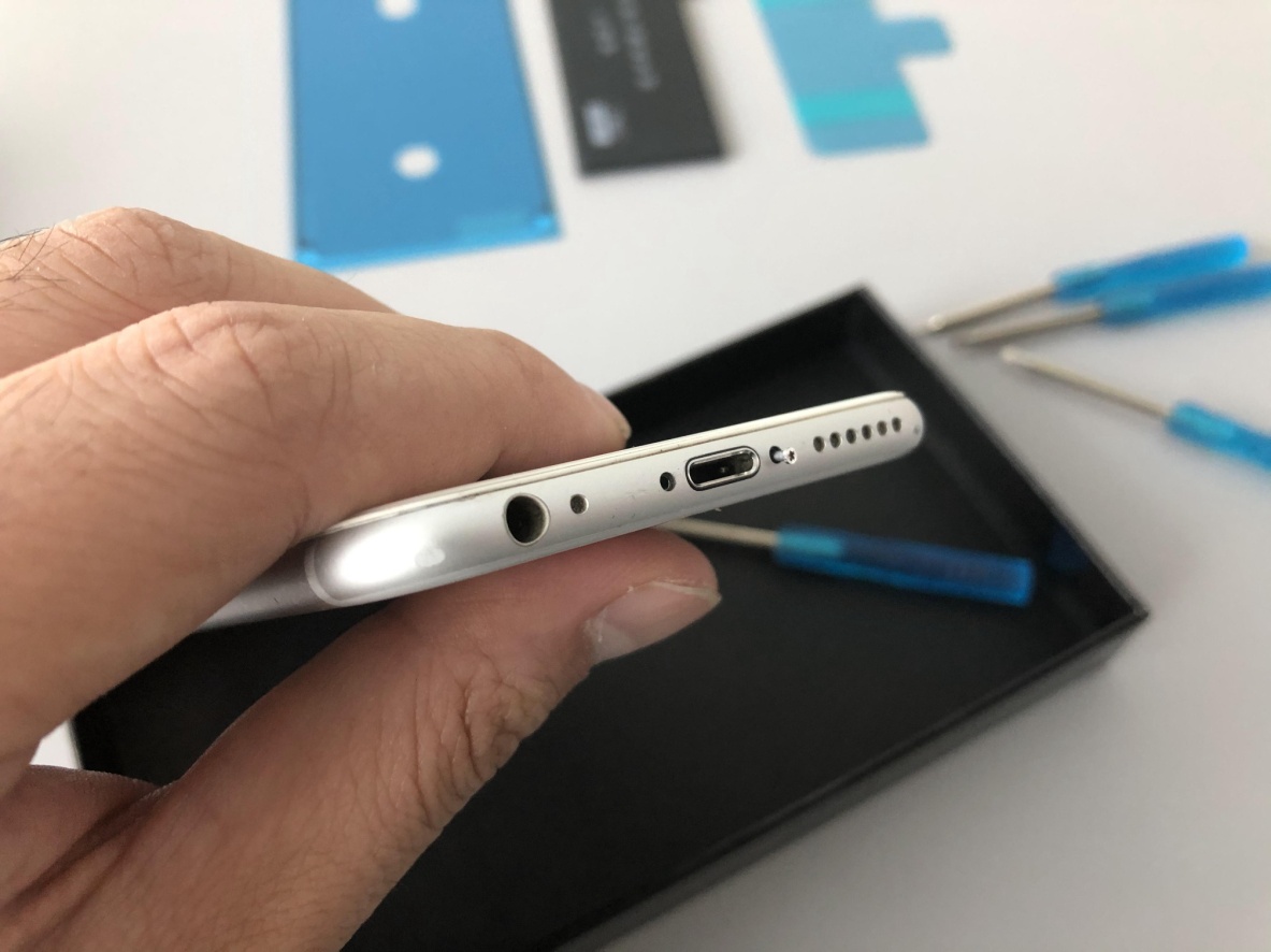 如何更换苹果手机电池的方法,苹果15.2系统如何看是否更换电池