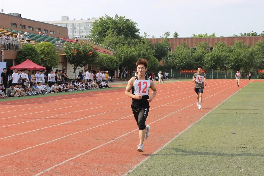 飒!123张图,带你“动+静”看赛场