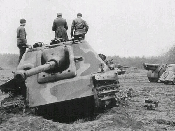 产量上不去的“猎豹”，一度让盟军坦克瑟瑟发抖，可叹生不逢时