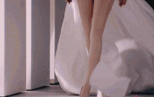 肖战采访直言喜欢美腿，景甜推荐的显瘦好穿打*裤底**在冬天是刚需