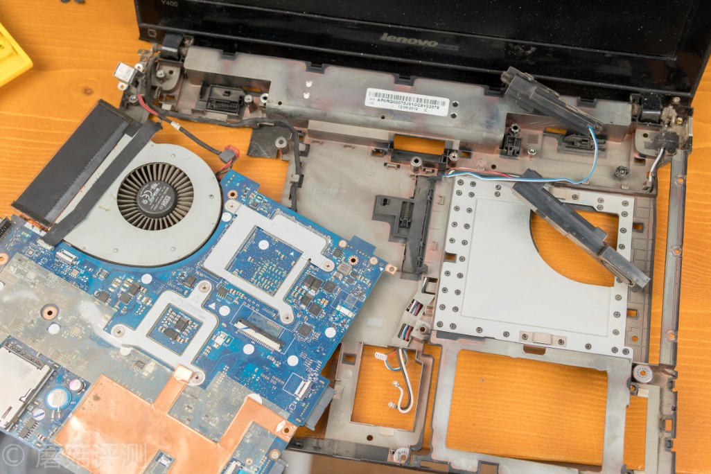 转轴坏了一定要换a壳吗,y400转轴断裂修复