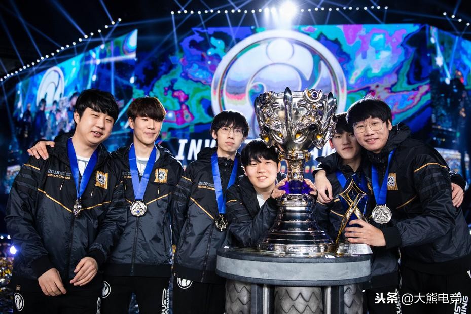 国服前十强,艾欧里亚国服排行