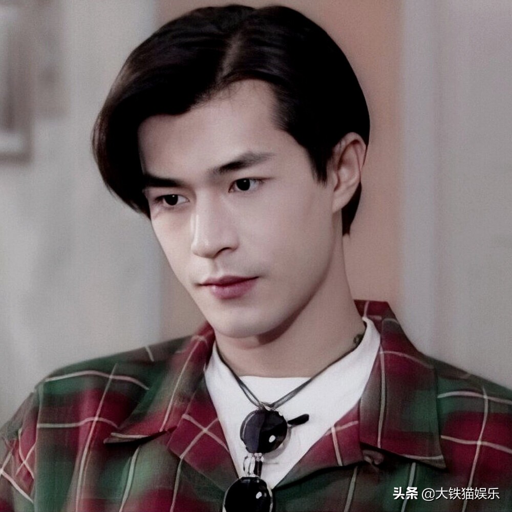 有酒窝的“大叔”只服这4位,不仅笑起来甜,辨识度高,还特耐老